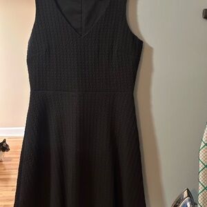Elegant Black Sleeveless Dress